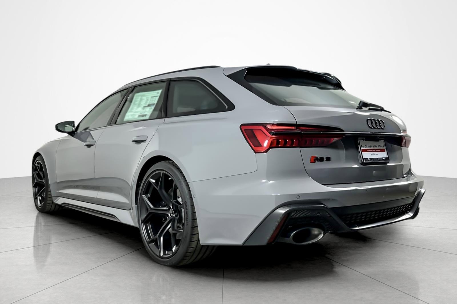 New 2026 Audi RS 6 performance image 4