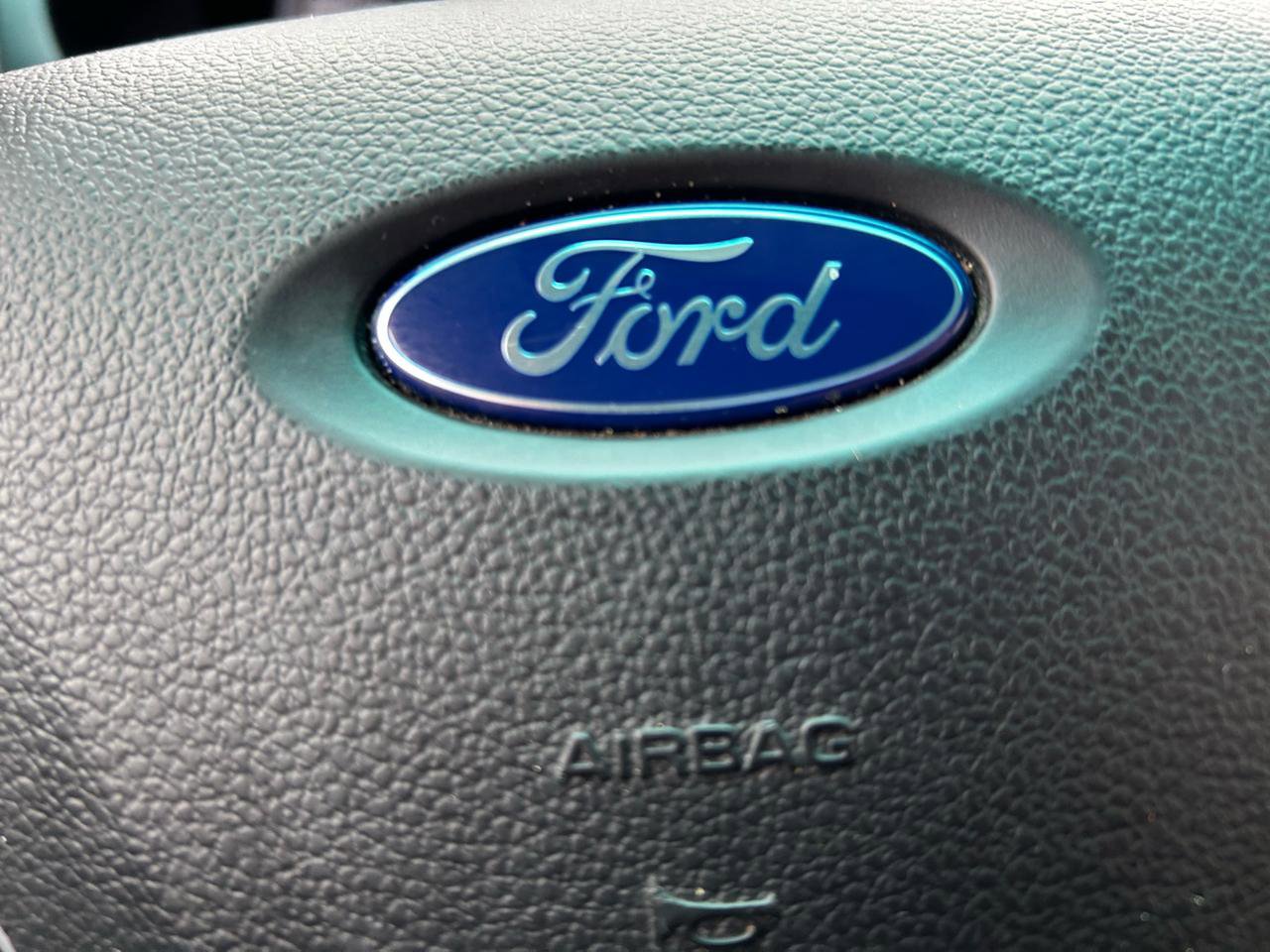 Used 2017 Ford Explorer Limited image 20