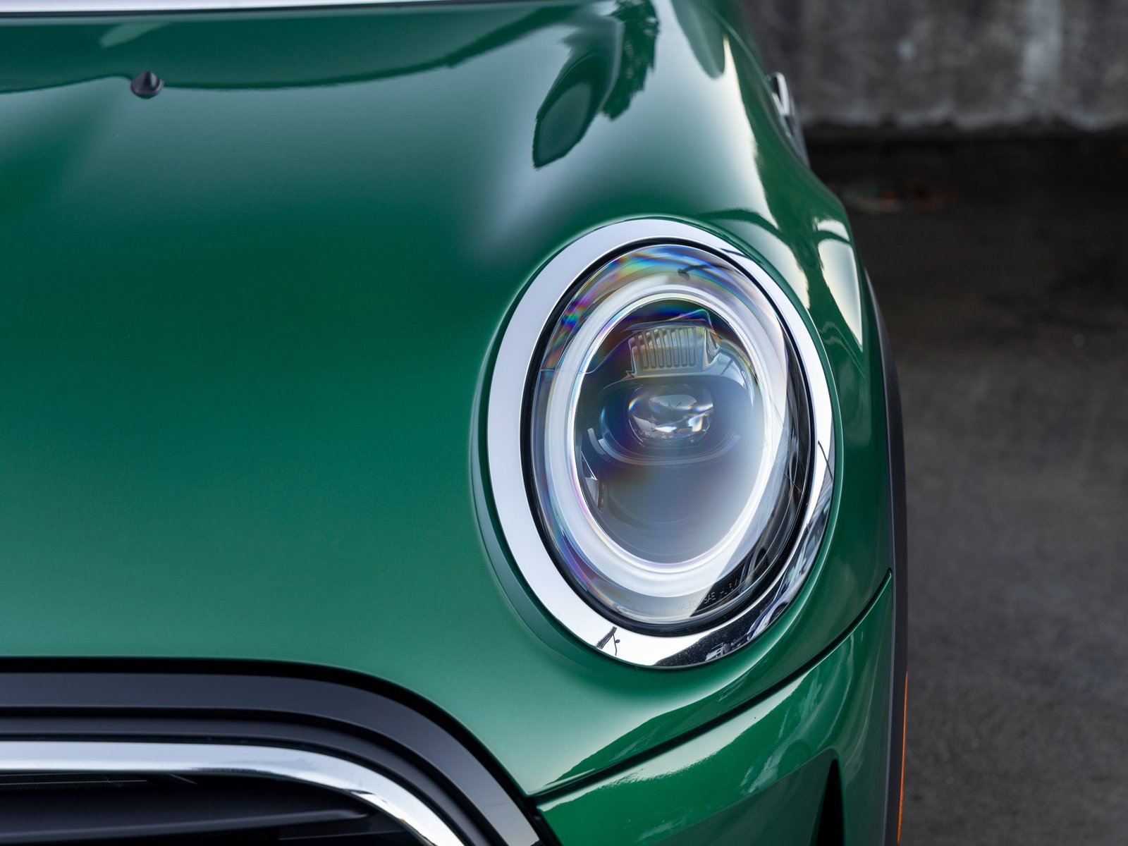 Used 2023 MINI Cooper 2-Door Hardtop w/ Signature Upholstery Package image 16