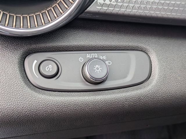 New 2026 Chevrolet Trax ACTIV w/ Sunroof Package image 13