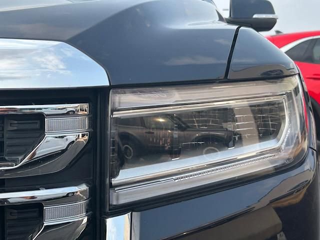 Used 2022 GMC Acadia SLE w/ Driver Convenience Package image 18