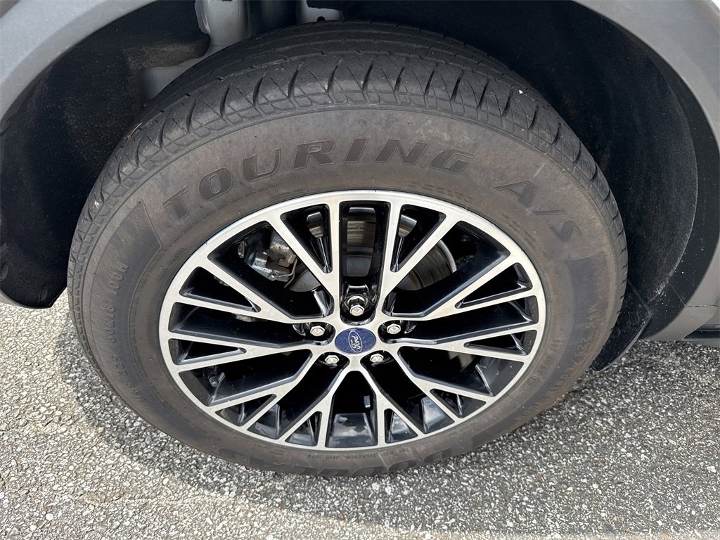 Used 2024 Ford Escape SE image 17