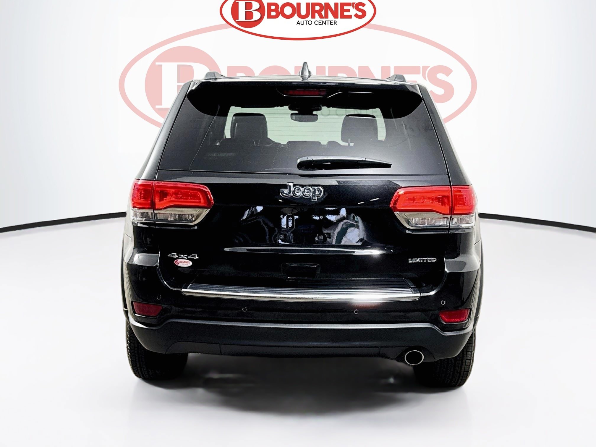 Used 2018 Jeep Grand Cherokee Limited AWD/4WD image 10