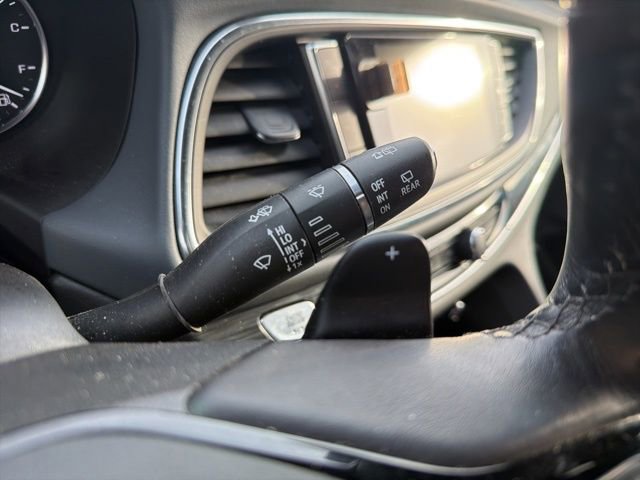 Used 2024 Buick Enclave Premium image 36
