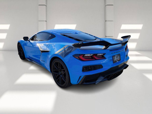 Used 2023 Chevrolet Corvette Z06 w/ Stealth Interior Trim Package image 5