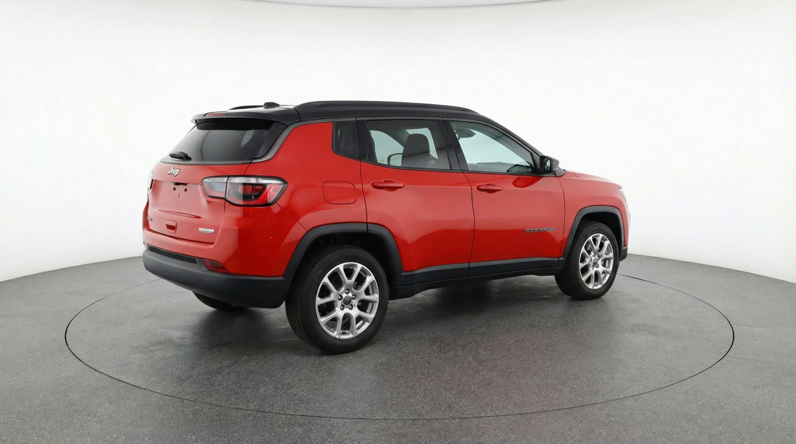 Used 2025 Jeep Compass Limited image 9
