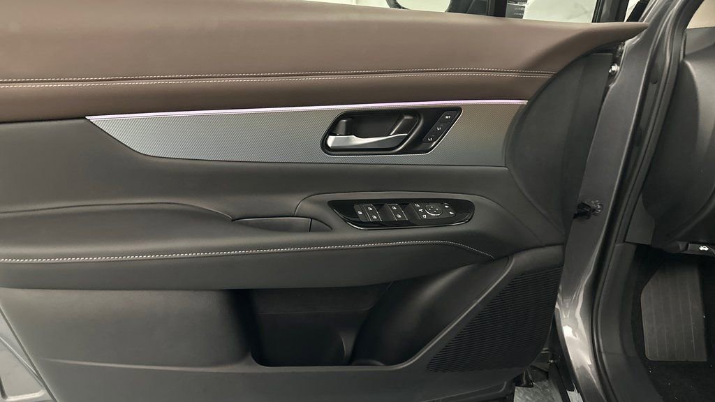 New 2025 Nissan Murano Platinum w/ Cargo Package image 14