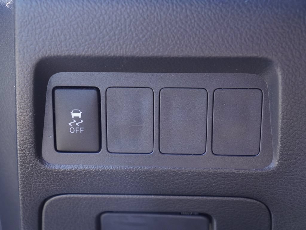 Used 2013 Toyota Matrix S w/ S Sport Pkg FWD image 11