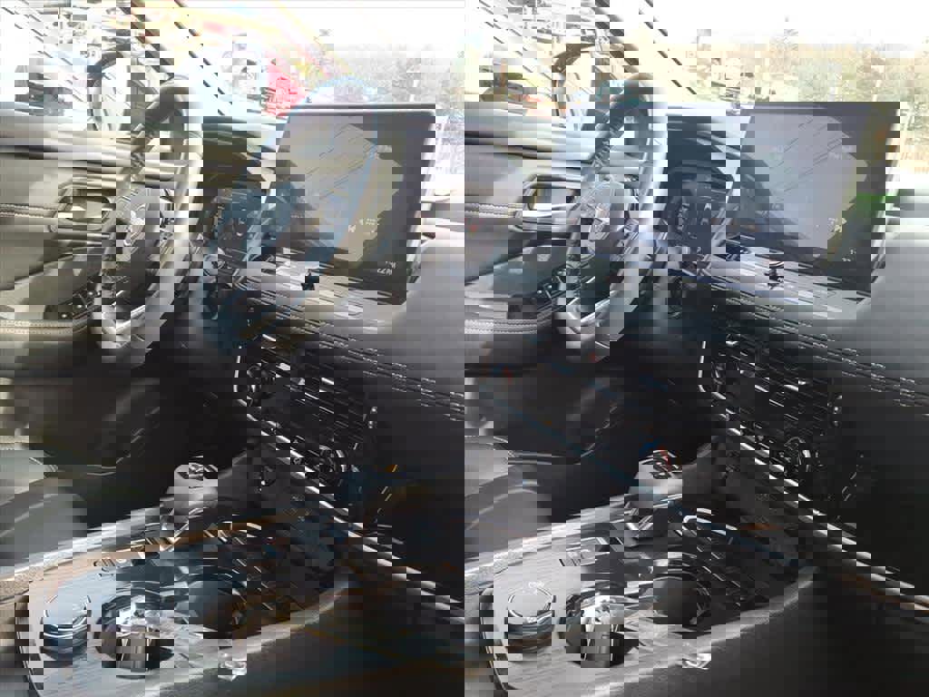 Certified 2024 Nissan Rogue SL image 26