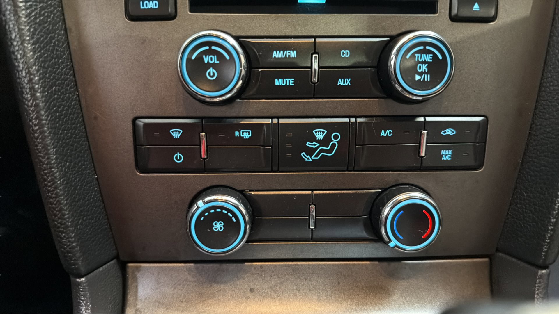 Used 2014 Ford Mustang GT image 27