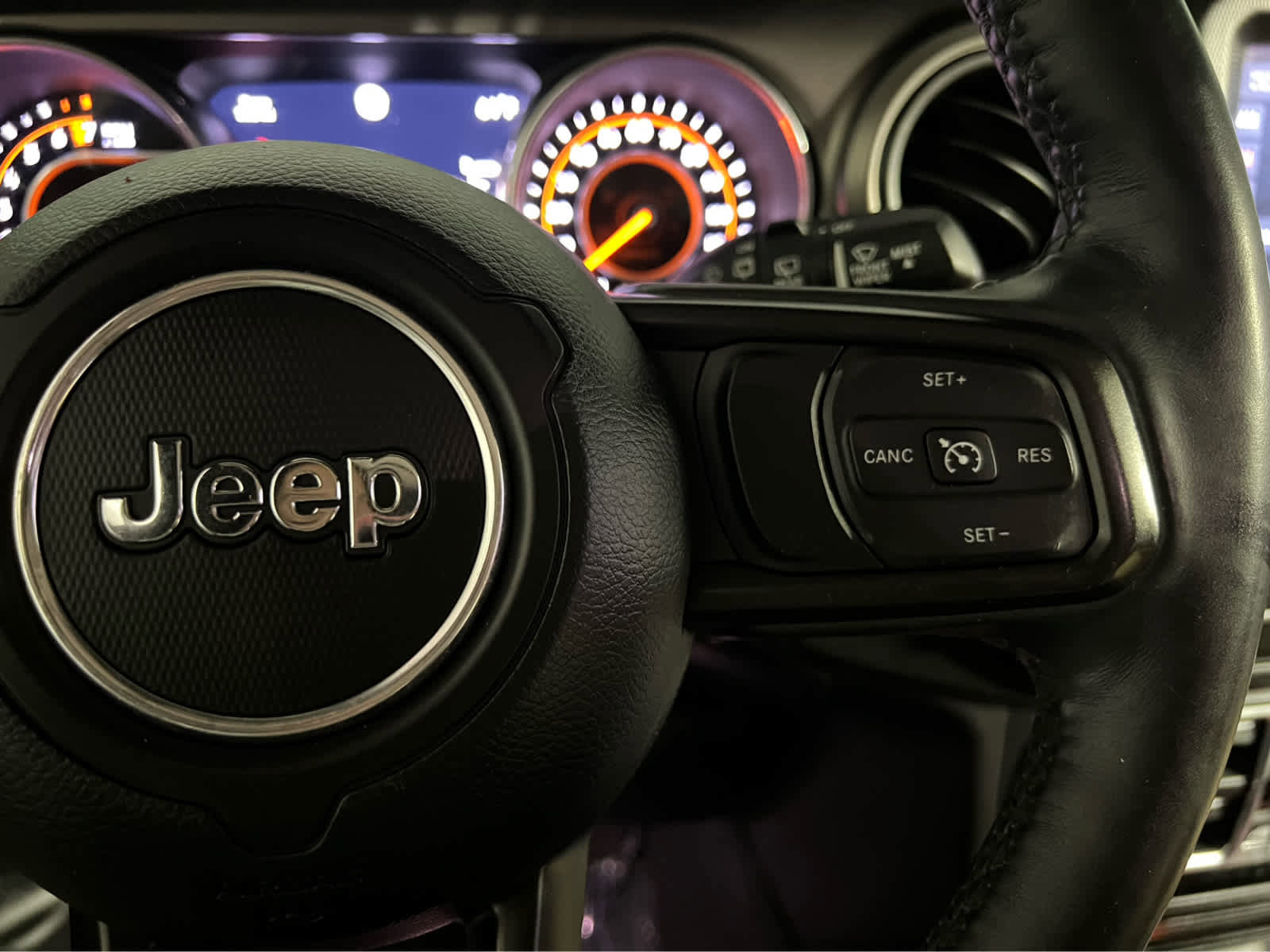 Used 2018 Jeep Wrangler Unlimited Sport S image 18