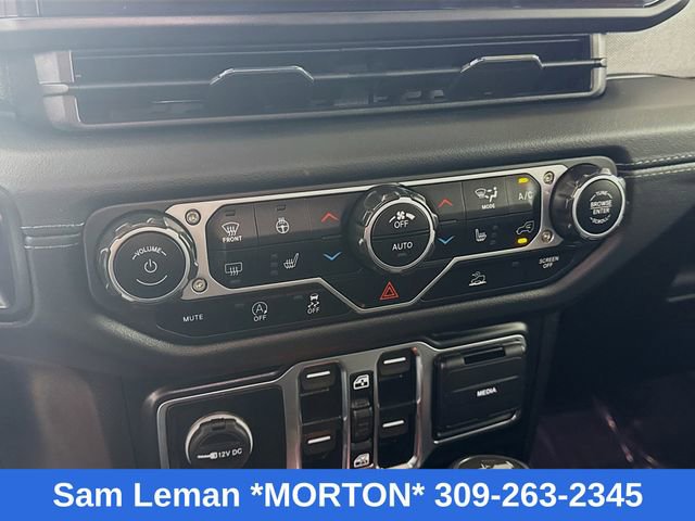 Used 2024 Jeep Wrangler Sahara w/ Technology Group image 16