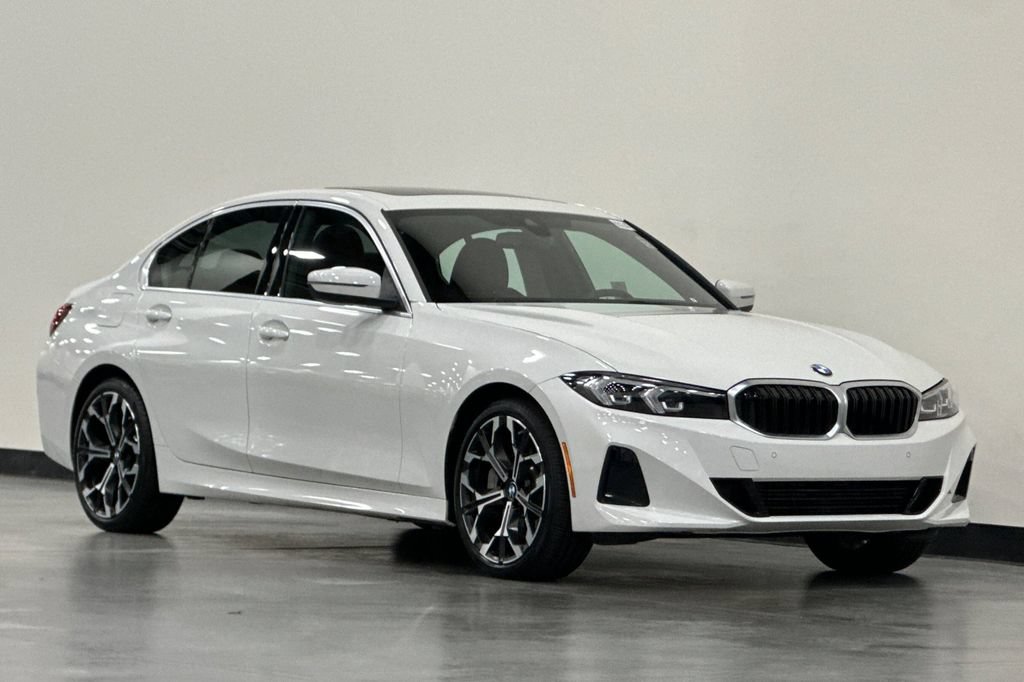 Used 2025 BMW 330i Sedan w/ Premium Package RWD image 2