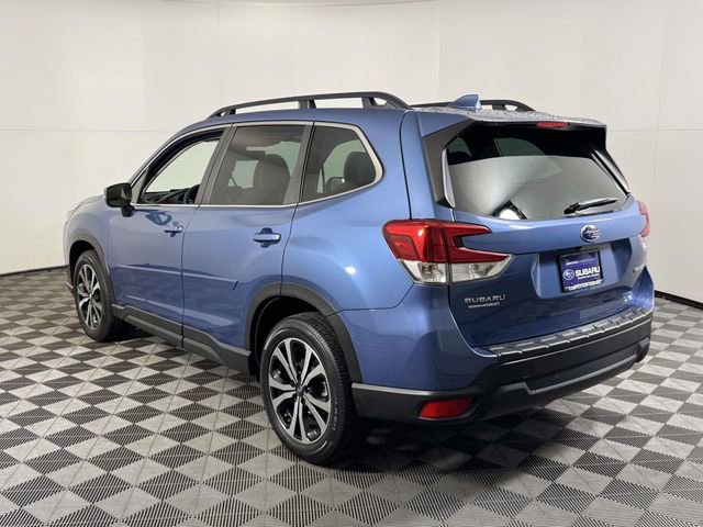 Used 2023 Subaru Forester Limited AWD/4WD image 8