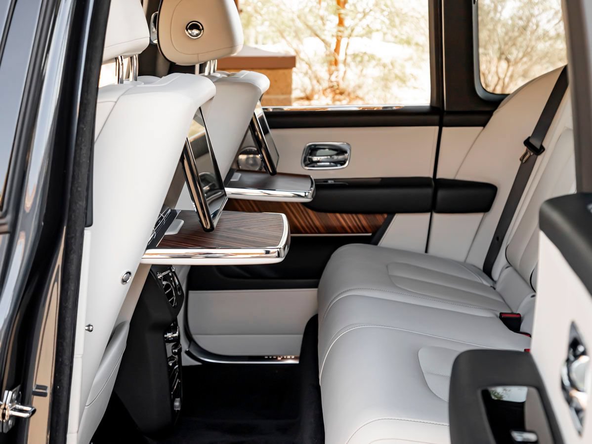 Certified 2019 Rolls-Royce Cullinan AWD/4WD image 19