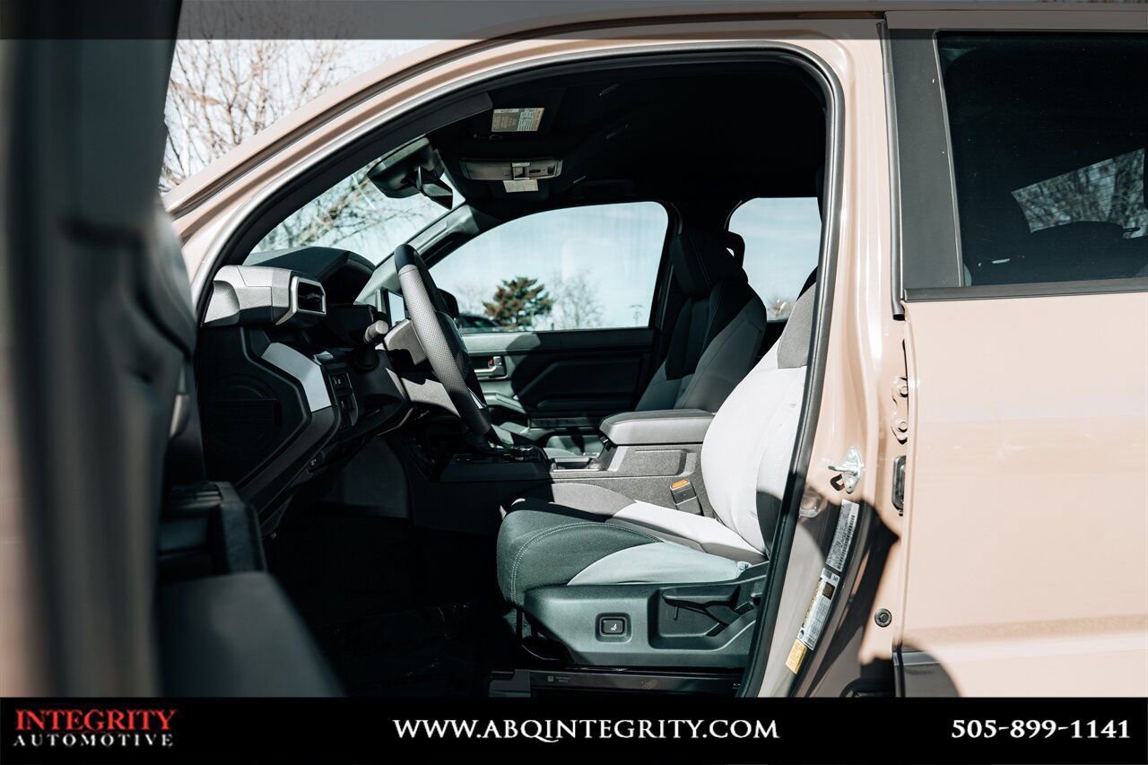 Used 2026 Toyota Tacoma TRD Off-Road image 21