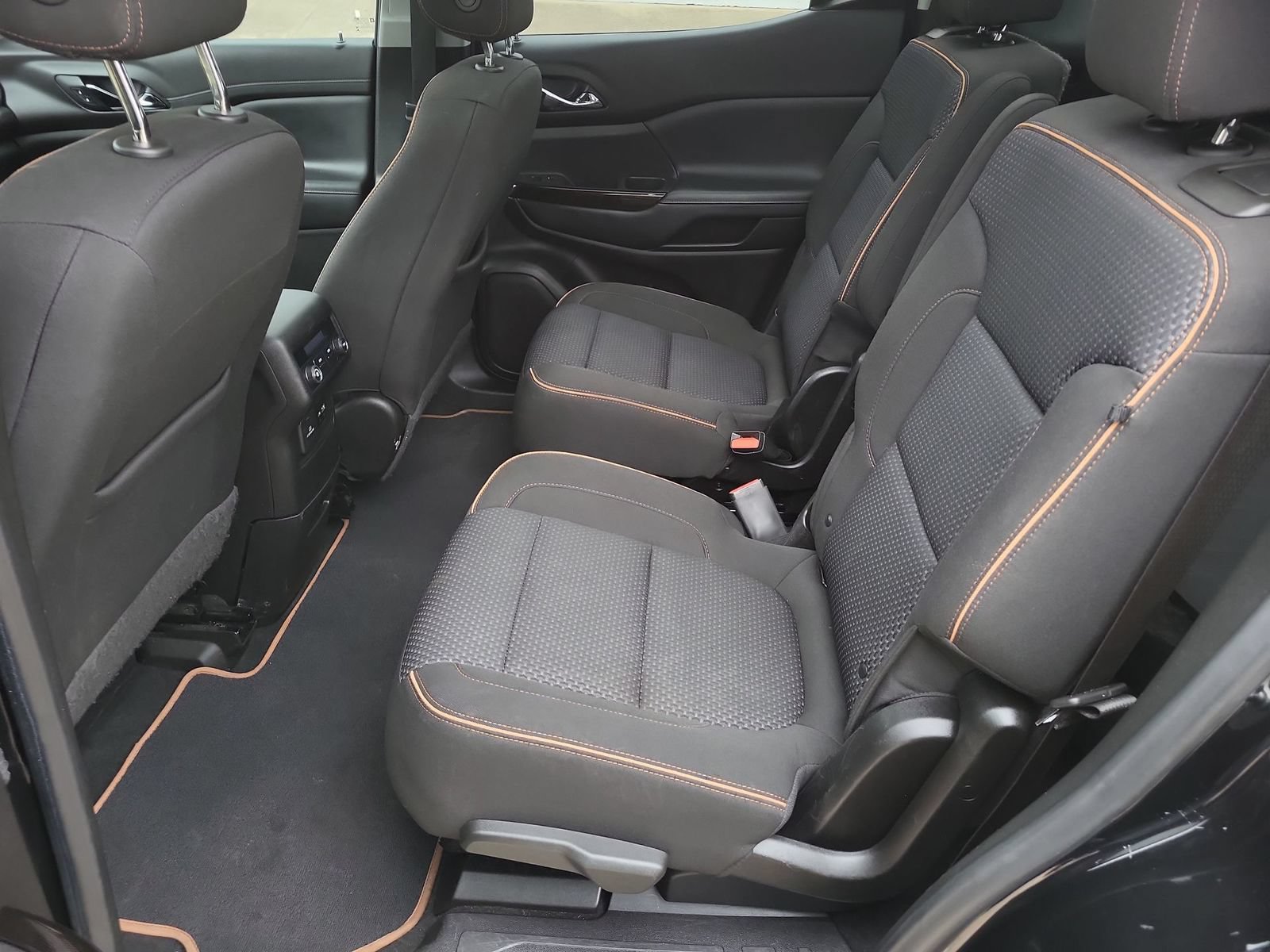 Used 2021 GMC Acadia AT4 w/ Trailering Package AWD/4WD image 25