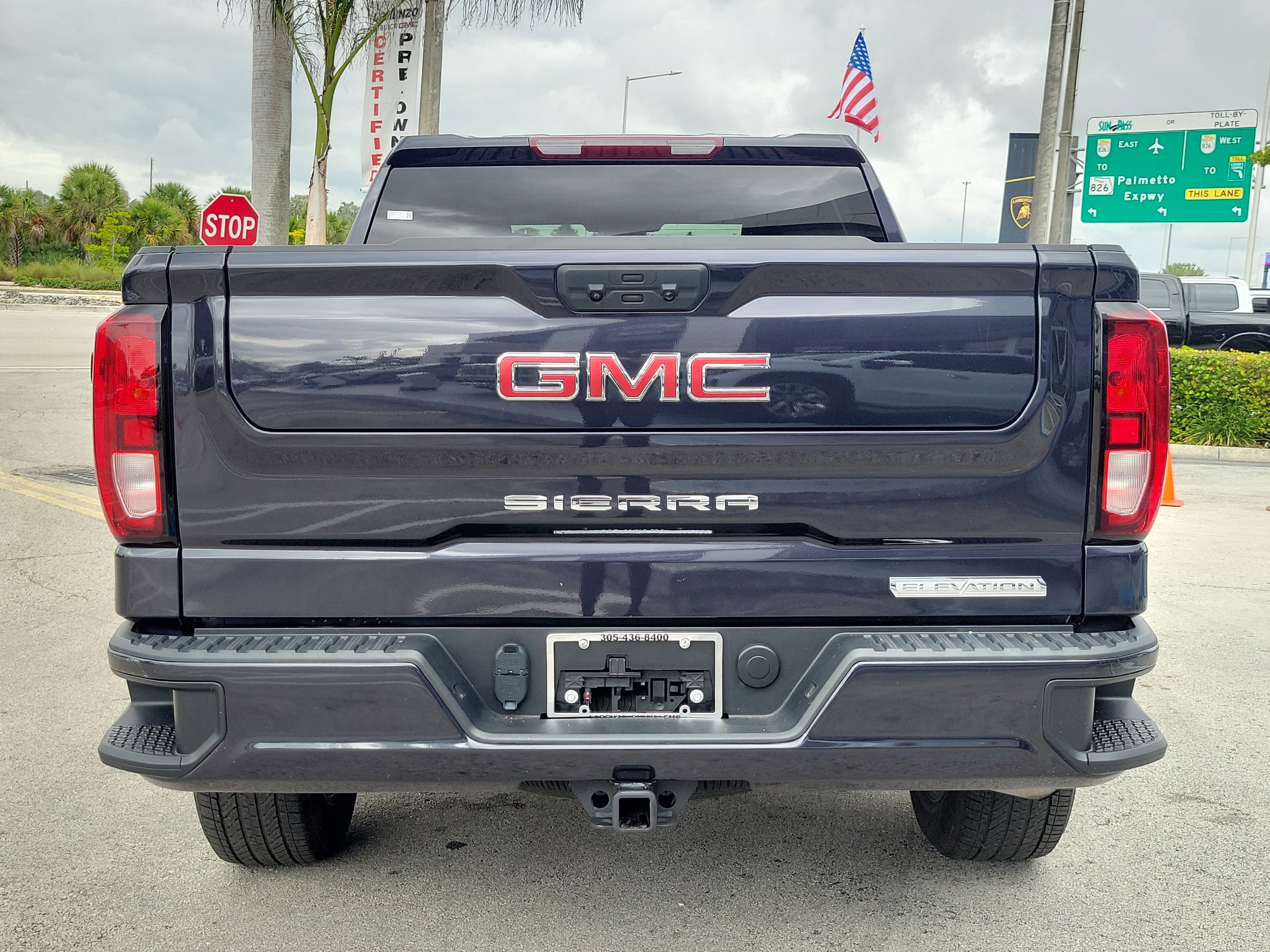 Used 2024 GMC Sierra 1500 Elevation AWD/4WD image 6