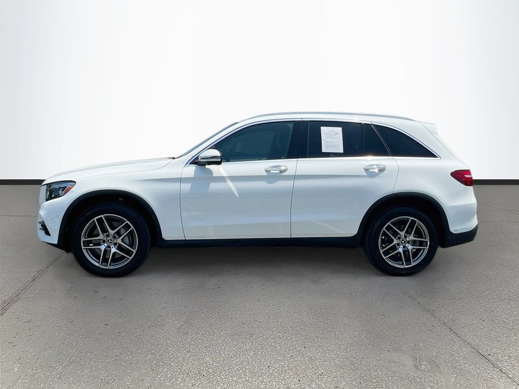 Used 2019 Mercedes-Benz GLC 300 4MATIC image 4