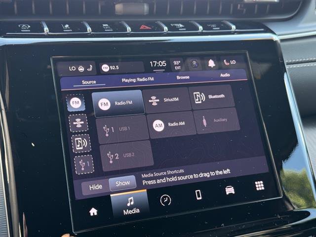 Used 2025 Jeep Grand Cherokee Altitude AWD/4WD image 17