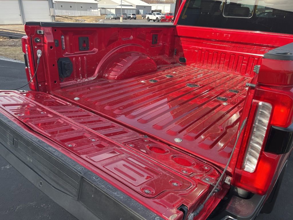 Used 2024 Ford F350 King Ranch w/ Chrome Package image 15