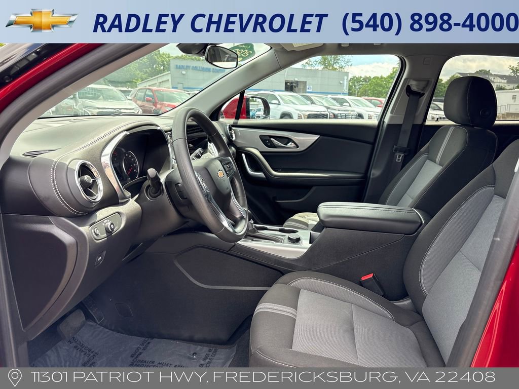 Certified 2023 Chevrolet Blazer LT w/ Driver Confidence Package FWD image 3