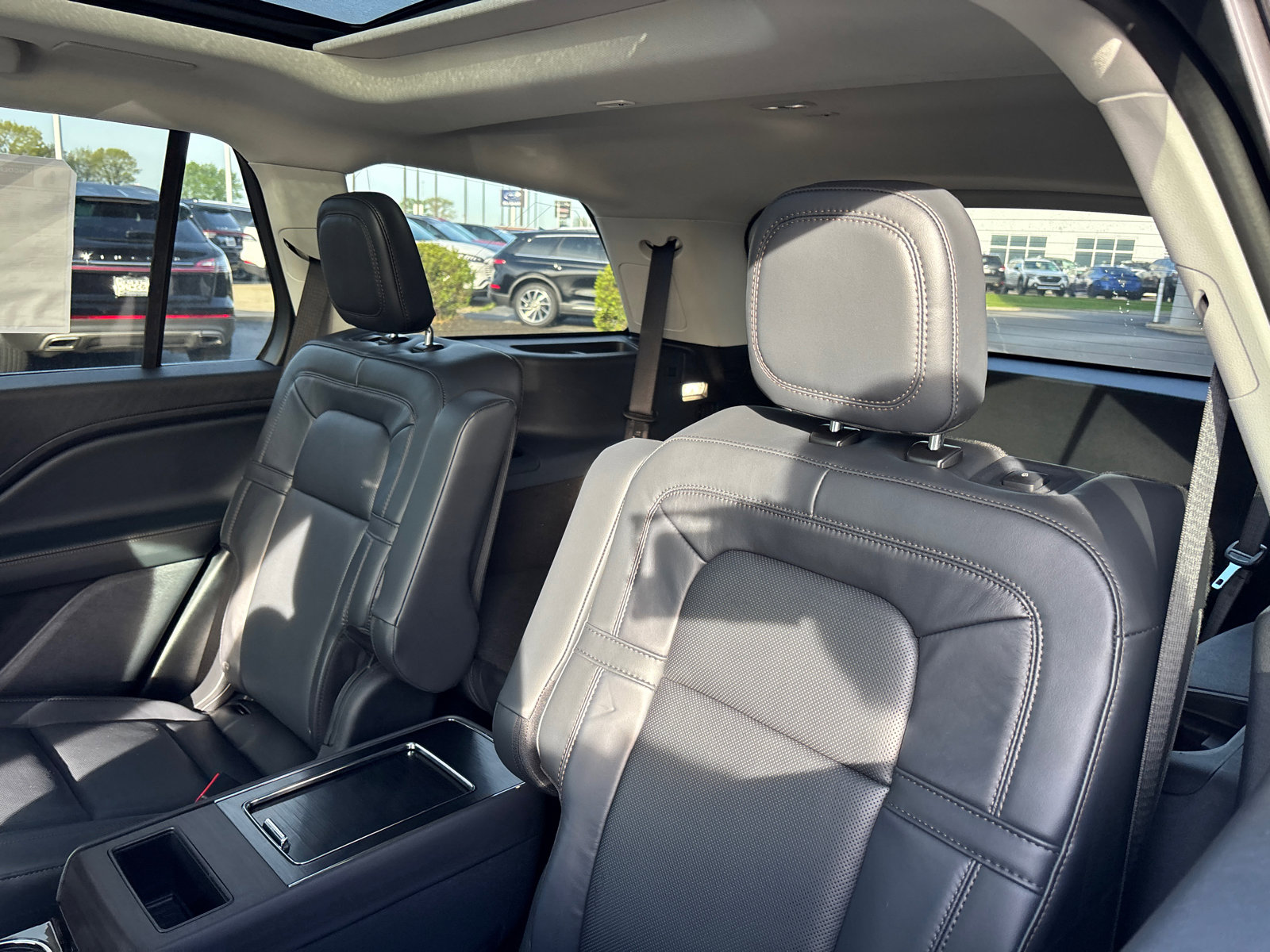 New 2026 Lincoln Aviator Reserve AWD/4WD image 24