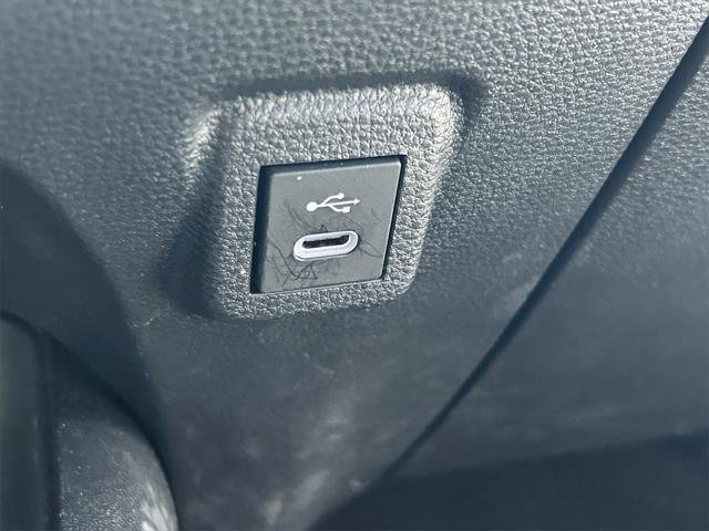 Certified 2025 Toyota Corolla SE image 25