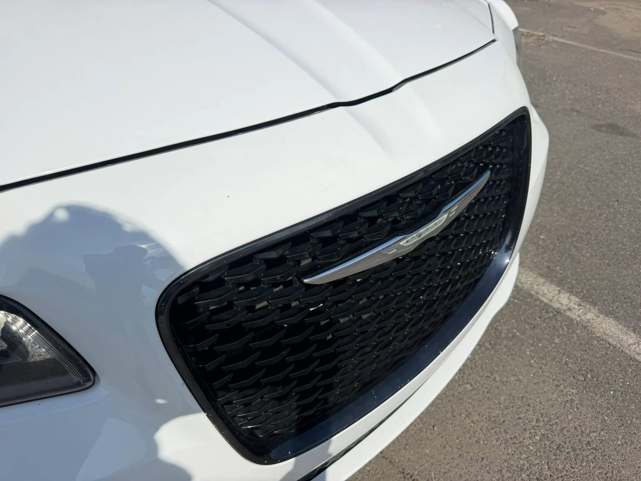 Used 2016 Chrysler 300 S image 5