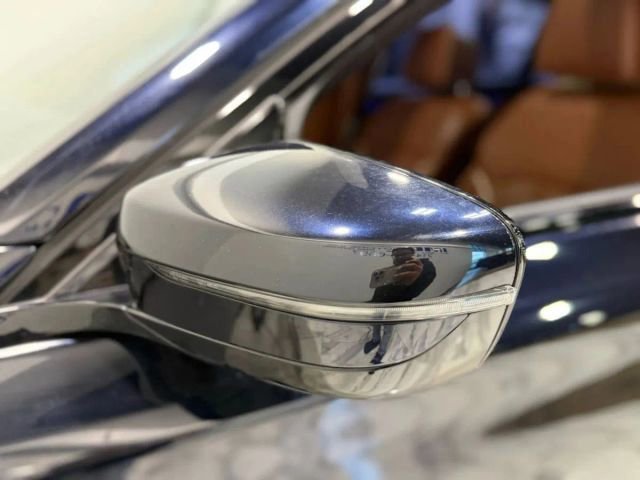 Used 2018 BMW 750i xDrive image 11