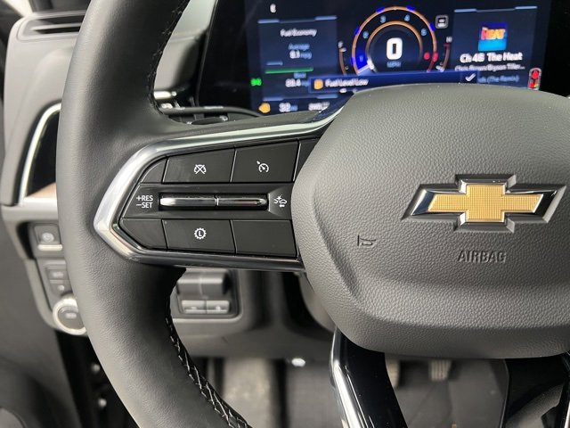 Used 2025 Chevrolet Suburban High Country image 23