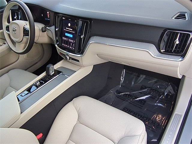 New 2026 Volvo V60 B5 Cross Country Plus w/ Protection Package Premier image 20