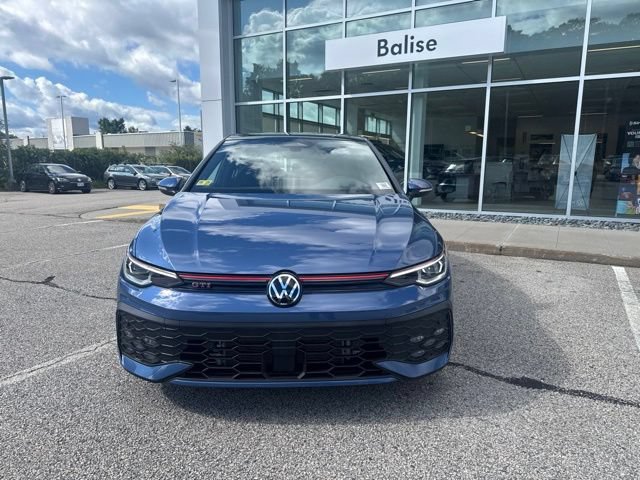 Used 2026 Volkswagen GTI SE FWD image 9
