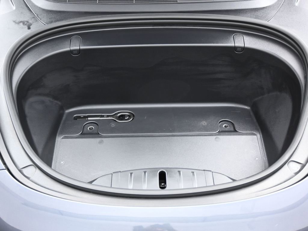 Used 2019 Tesla Model 3 Standard Range image 42