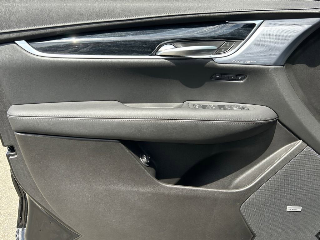 Certified 2025 Cadillac XT5 Premium Luxury AWD/4WD image 21