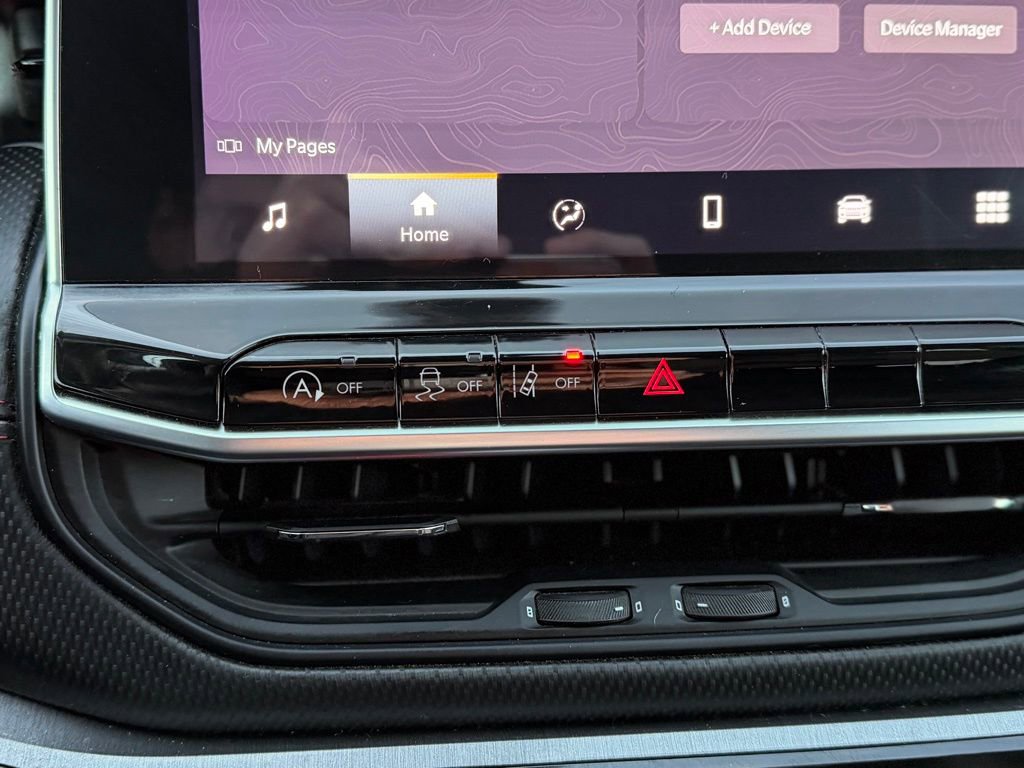 Used 2022 Jeep Compass Trailhawk w/ Trailhawk Convenience Group image 16