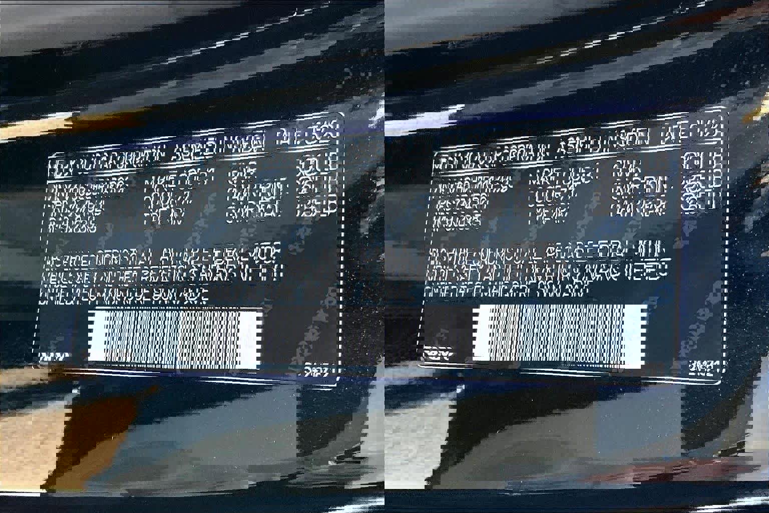 Certified 2024 Volvo XC90 B6 Plus image 31