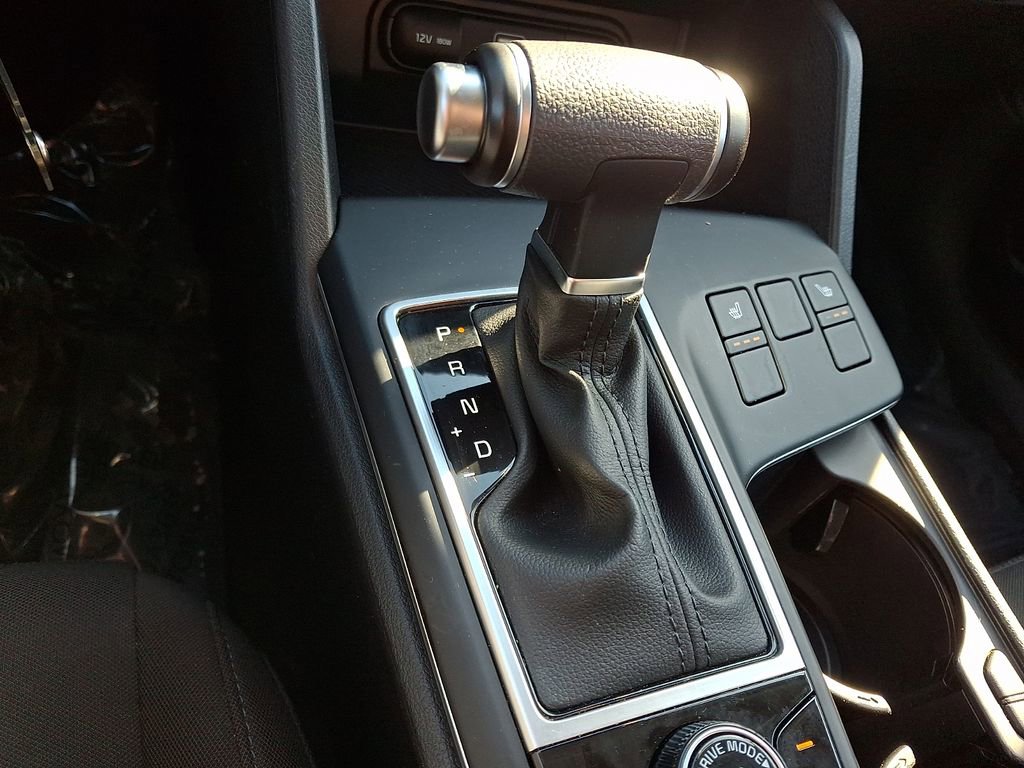 Used 2023 Kia Sportage LX image 14