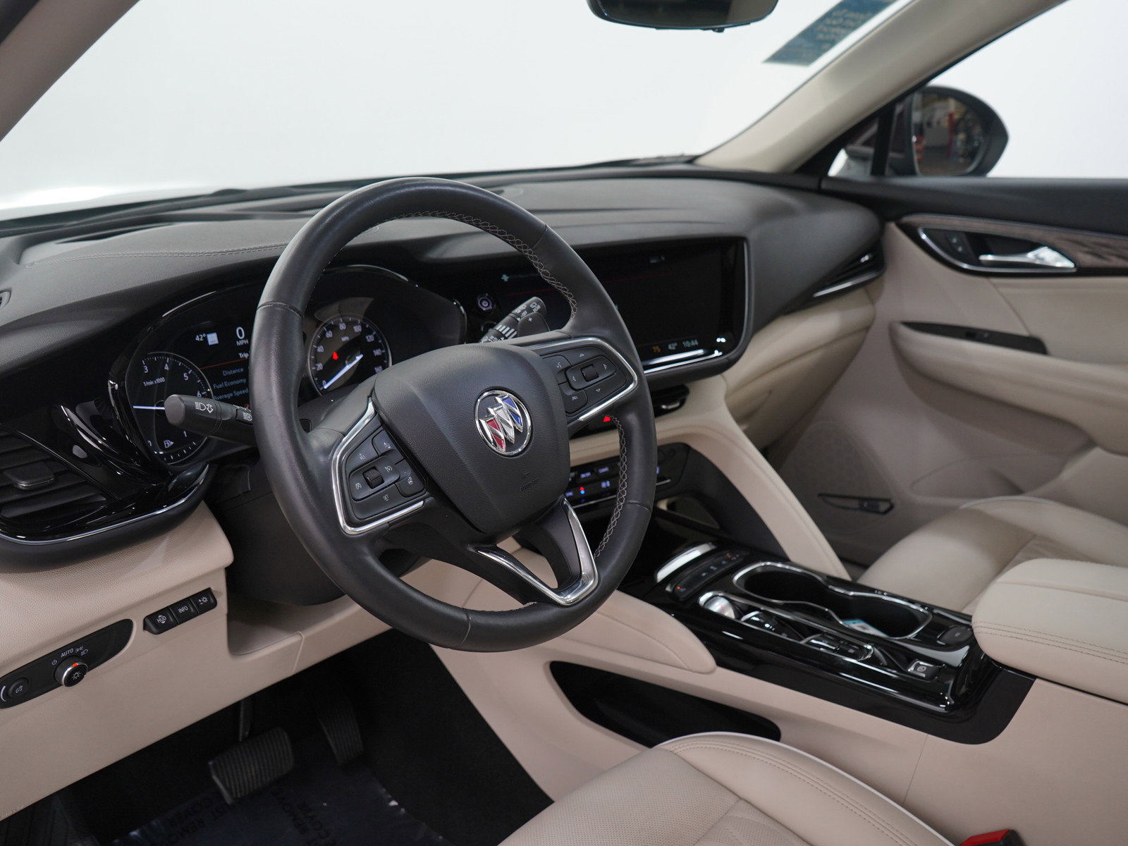 Used 2023 Buick Envision Avenir image 26