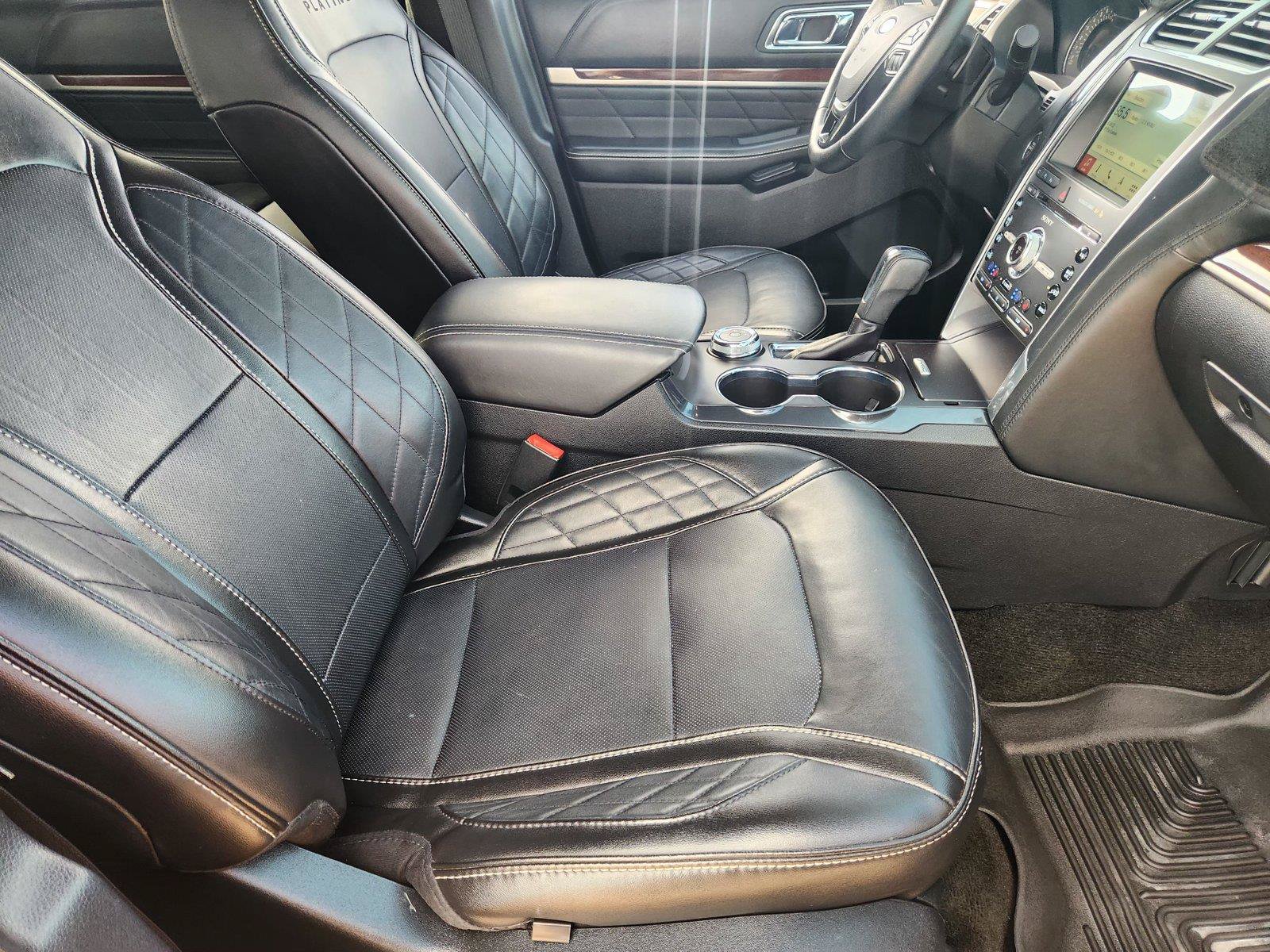 Used 2018 Ford Explorer Platinum AWD/4WD image 11