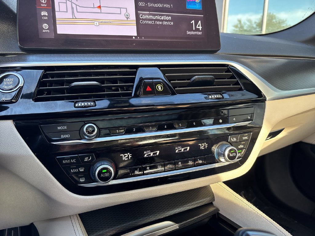 Certified 2023 BMW 530i xDrive w/ M Sport Package AWD/4WD image 17