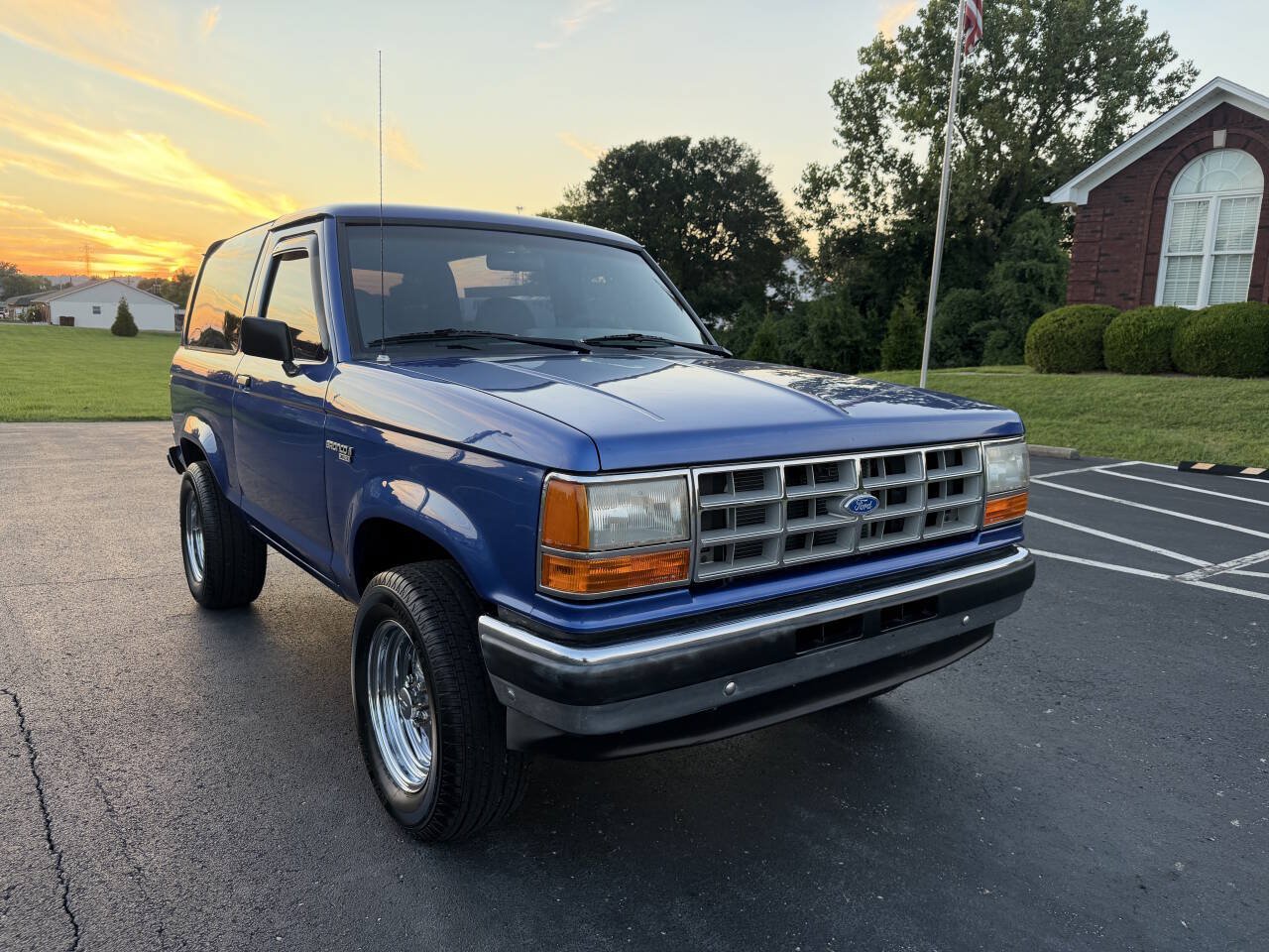 Used 1990 Ford Bronco II 2WD image 9