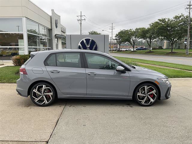 New 2026 Volkswagen GTI SE FWD image 3