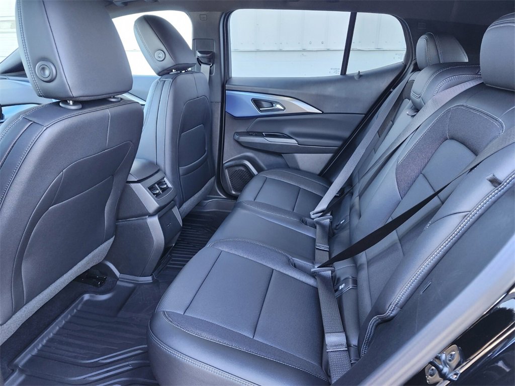 New 2026 Chevrolet Equinox EV LT image 16