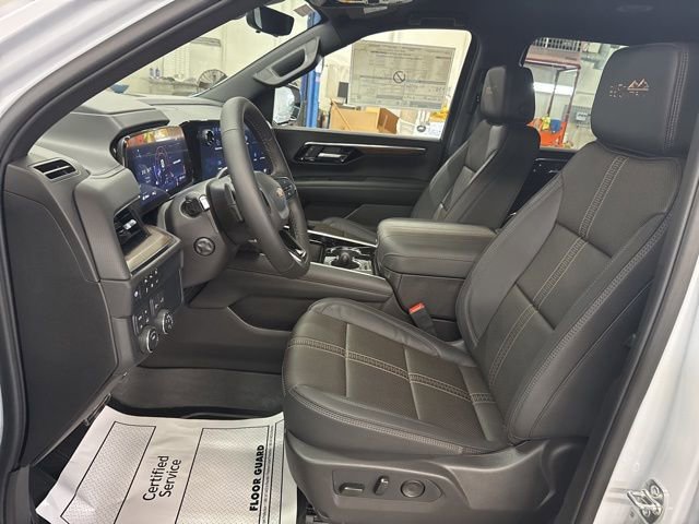 New 2026 Chevrolet Suburban High Country AWD/4WD image 11