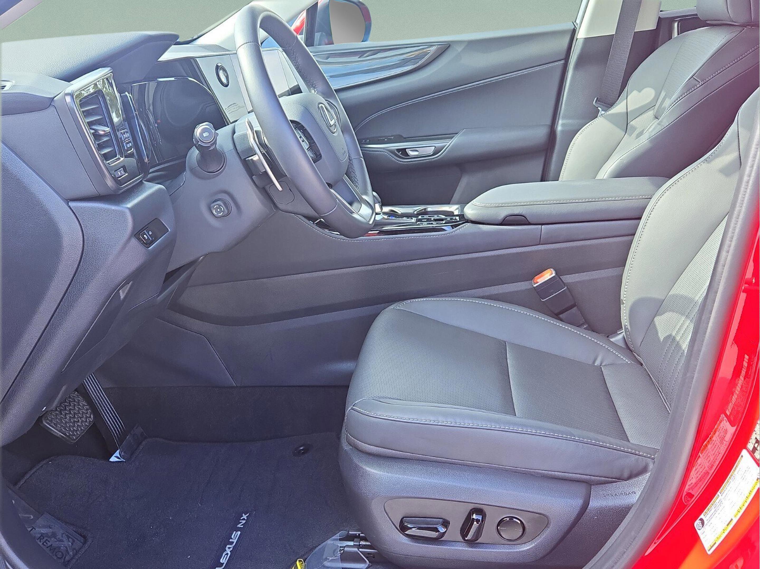 Certified 2025 Lexus NX 350 AWD w/ Premium Package image 10