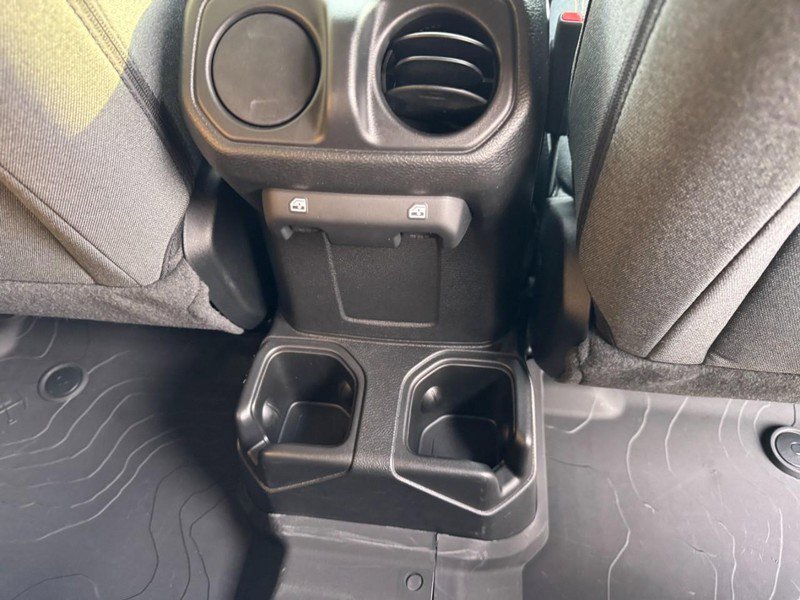 Used 2024 Jeep Gladiator Sport image 16