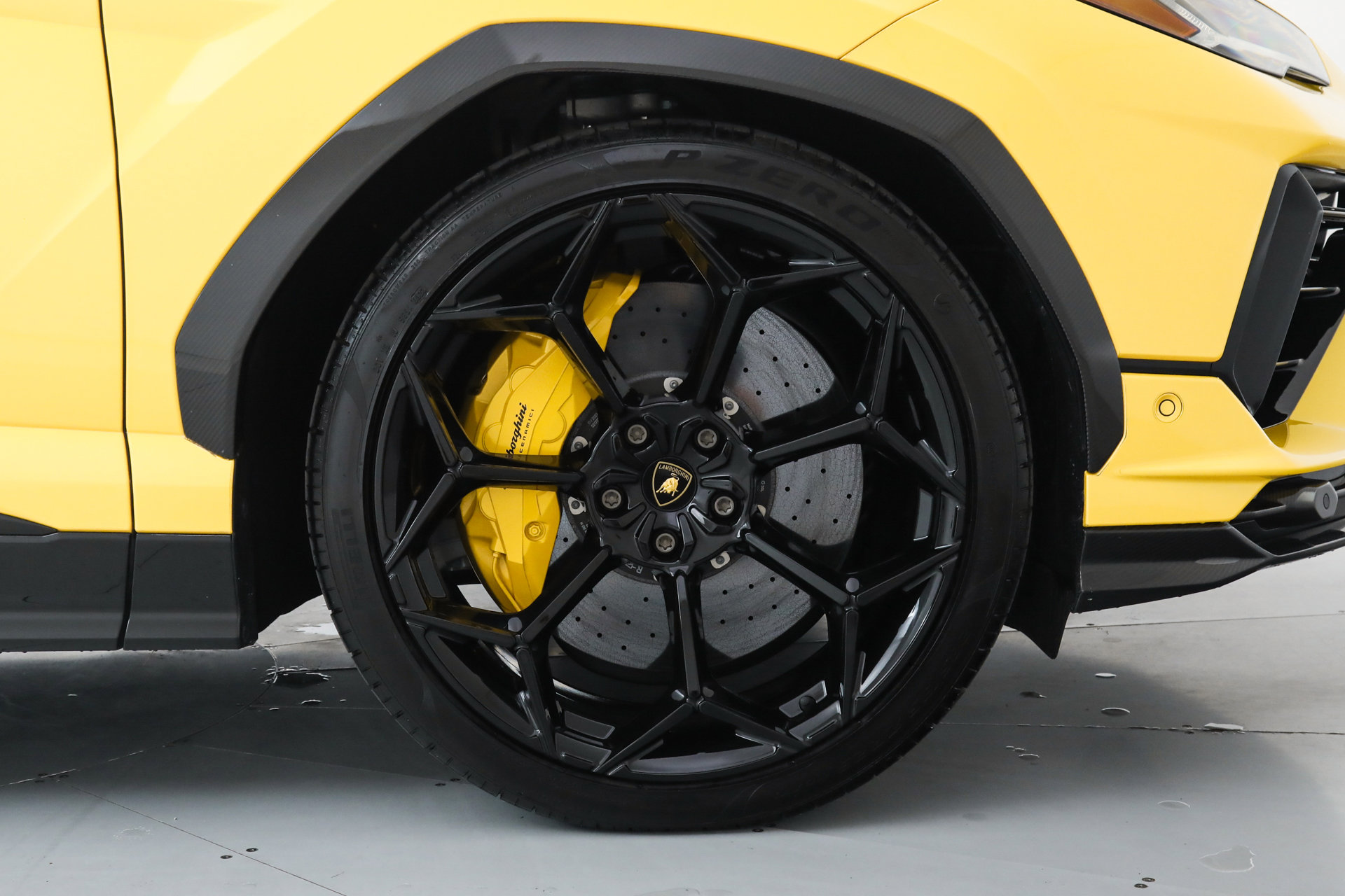 Used 2023 Lamborghini Urus Performante image 40