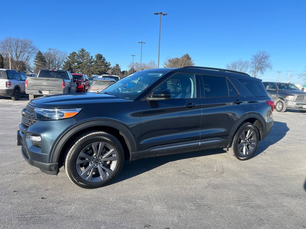Certified 2023 Ford Explorer XLT w/ Equipment Group 202A image 8