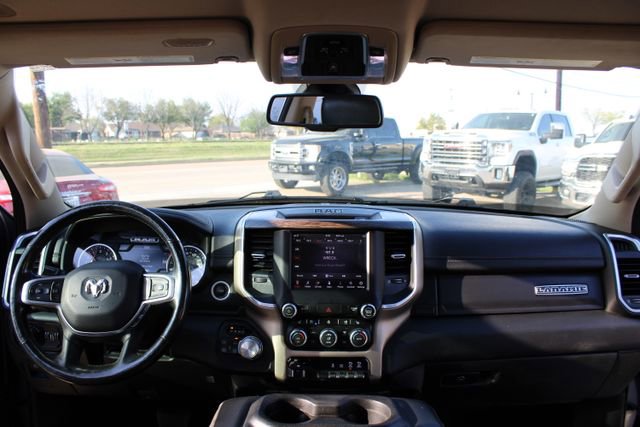 Used 2019 RAM 1500 Laramie AWD/4WD image 18